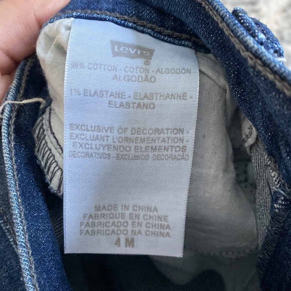 Levi Jeans - Picture 6 of 6